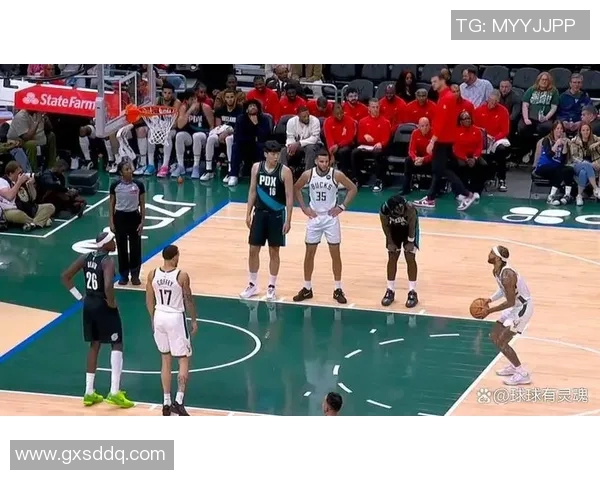 115-103！开拓者客场轻取雄鹿，杨瀚森出场2分半钟未得分