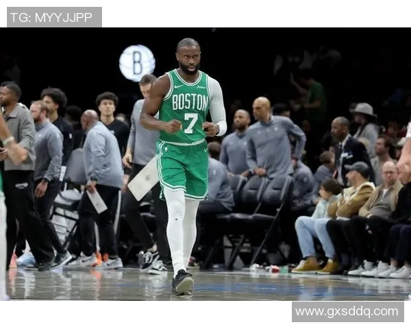 罚球丢了7个？！杰伦·布朗25中13空砍34分8板7助3帽