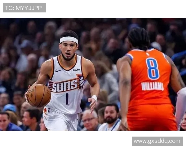 布克0.7秒绝杀！轰24+9完爆亚历山大！湖人弃将26分，太阳复仇雷霆